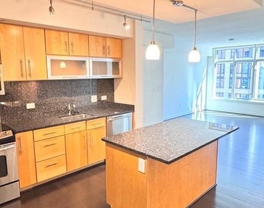 1025 1st Street Se - Photo Thumbnail 6