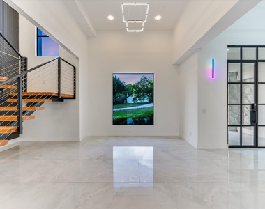 9409 Bell Mountain Dr - Photo Thumbnail 22