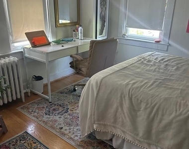 4229 Brandywine Street Nw - Photo Thumbnail 12