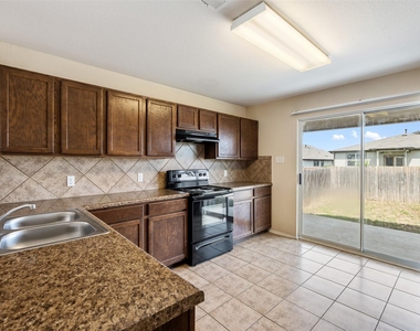 13405 Lismore Ln - Photo Thumbnail 11