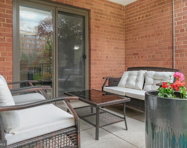 4201 Cathedral Avenue Nw - Photo Thumbnail 25