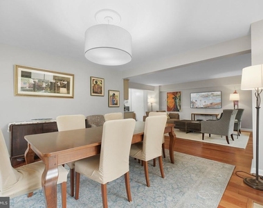4201 Cathedral Avenue Nw - Photo Thumbnail 7