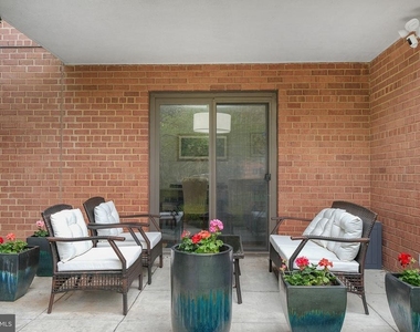 4201 Cathedral Avenue Nw - Photo Thumbnail 26