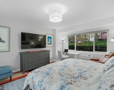 4201 Cathedral Avenue Nw - Photo Thumbnail 13