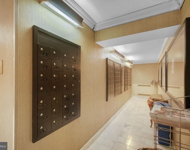 4201 Cathedral Avenue Nw - Photo Thumbnail 37