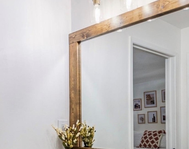 2815 Rio Grande St - Photo Thumbnail 7