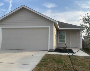 208 Skyfire St - Photo Thumbnail 23