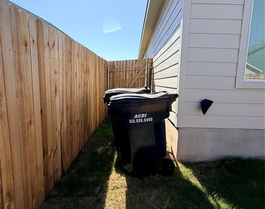 208 Skyfire St - Photo Thumbnail 22