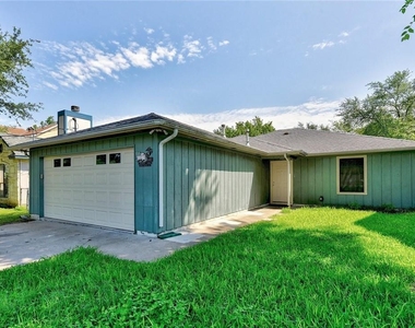 6402 Santos St - Photo Thumbnail 1