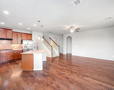176 Flannery Ln - Photo Thumbnail 16