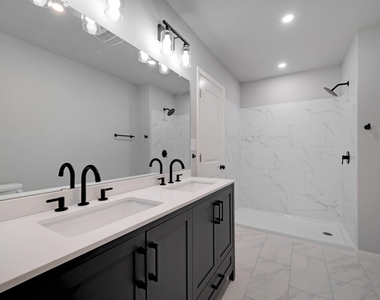176 Flannery Ln - Photo Thumbnail 30