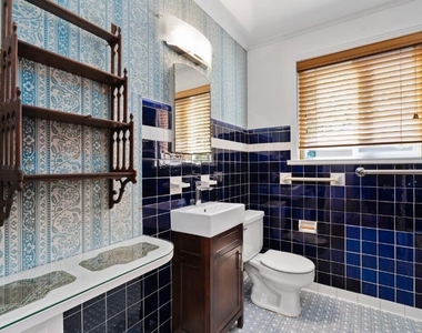 1212 Bentwood Rd - Photo Thumbnail 16