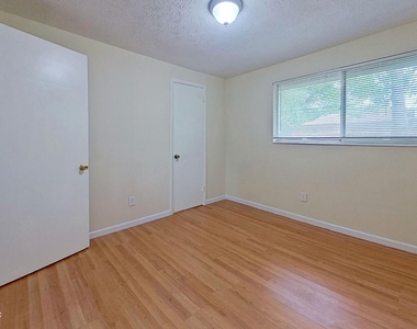 8311 Santman Court - Photo Thumbnail 6