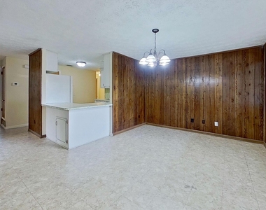 8311 Santman Court - Photo Thumbnail 11