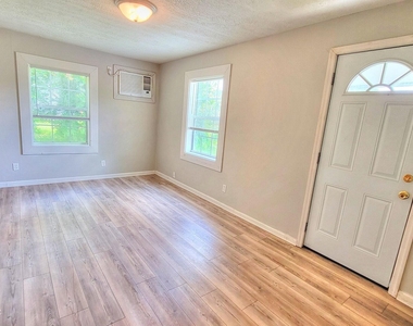 9248 9th Avenue - Photo Thumbnail 4