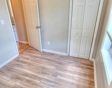 9248 9th Avenue - Photo Thumbnail 25