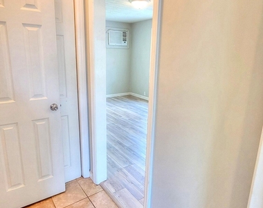 9248 9th Avenue - Photo Thumbnail 27