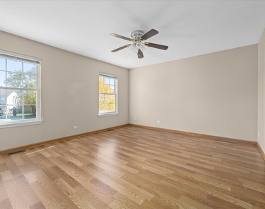 2721 Cripple Creek Court - Photo Thumbnail 5