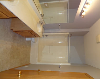 131 Enclave Circle - Photo Thumbnail 5