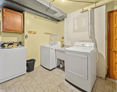 8819 N Wisner Street - Photo Thumbnail 15