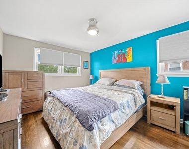 8819 N Wisner Street - Photo Thumbnail 11
