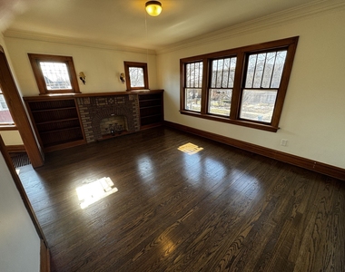 115 Myrtle Avenue - Photo Thumbnail 2