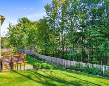 310 Big Creek Way - Photo Thumbnail 17