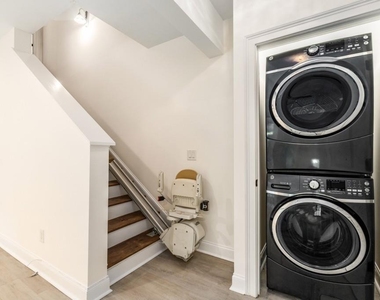310 Big Creek Way - Photo Thumbnail 11