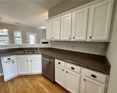 2403 Walnut Tree Lane - Photo Thumbnail 2