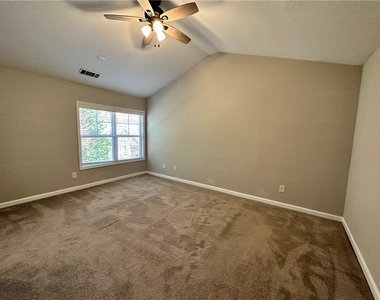 2403 Walnut Tree Lane - Photo Thumbnail 28