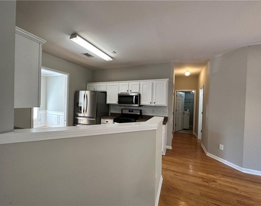 2403 Walnut Tree Lane - Photo Thumbnail 18