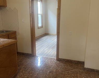 10143 S Avenue L Avenue - Photo Thumbnail 16