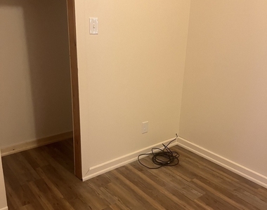 10143 S Avenue L Avenue - Photo Thumbnail 7