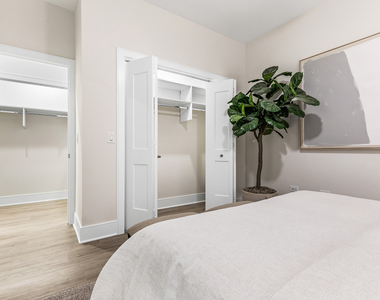435 Madison Street - Photo Thumbnail 10