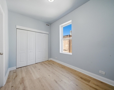 541 N Lawndale Avenue - Photo Thumbnail 9