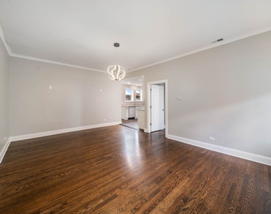 5426 W Jackson Boulevard - Photo Thumbnail 3
