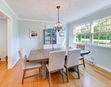 21301 N Woodland Avenue - Photo Thumbnail 6