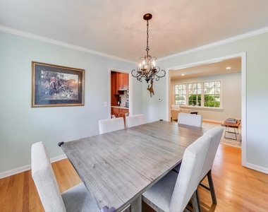 21301 N Woodland Avenue - Photo Thumbnail 7
