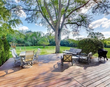 21301 N Woodland Avenue - Photo Thumbnail 29