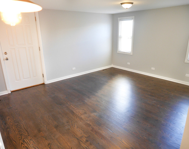 2107 W Ohio Street - Photo Thumbnail 13