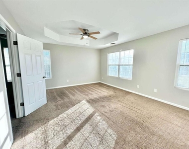 829 Store House Court - Photo Thumbnail 10