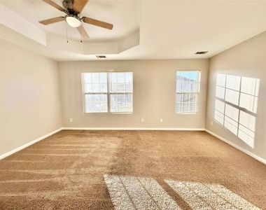 829 Store House Court - Photo Thumbnail 14