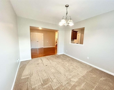 829 Store House Court - Photo Thumbnail 2