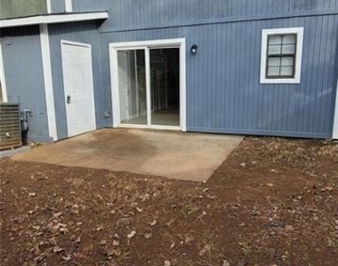 2085 Lenoa Lane - Photo Thumbnail 13