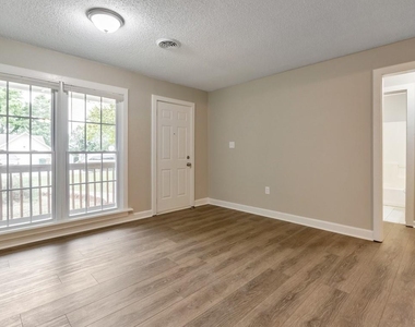 9138 Clubhouse Drive - Photo Thumbnail 5