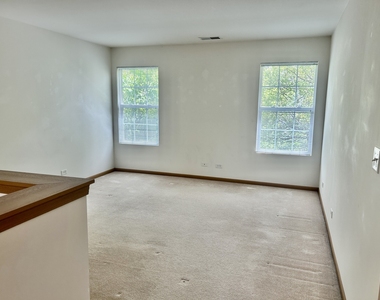 2482 Stoughton Circle - Photo Thumbnail 14