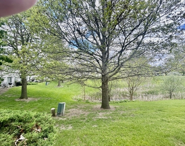 2482 Stoughton Circle - Photo Thumbnail 19