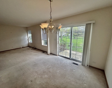2482 Stoughton Circle - Photo Thumbnail 3