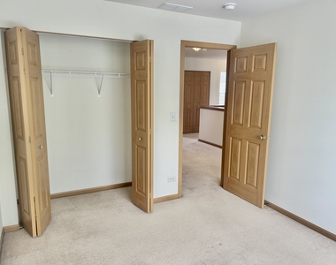 2482 Stoughton Circle - Photo Thumbnail 13