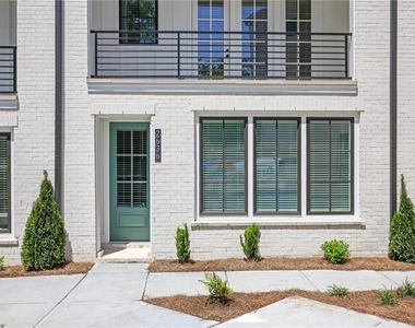 2636 Mackintosh Court - Photo Thumbnail 21